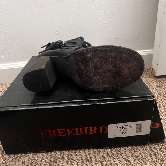 Freebird Baker - Picture 3 of 3